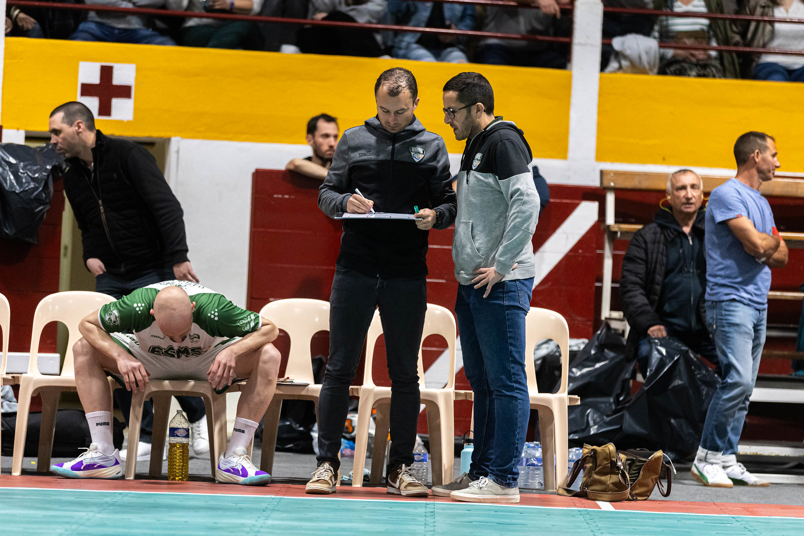 Arnold Bouazza va quitter l'ESMS
