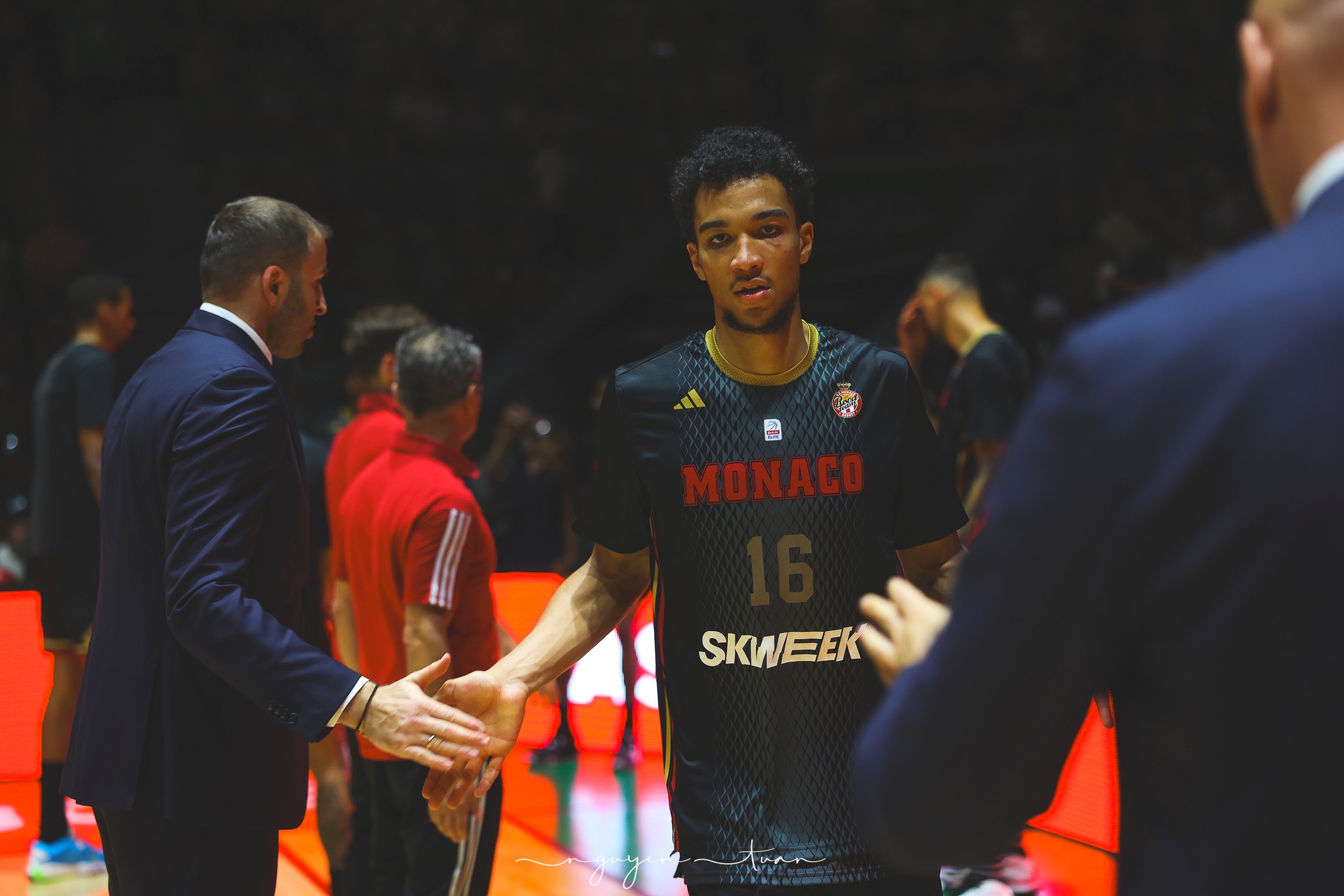Loic Noudogbessi rejoint les Sables Vendée Basket
