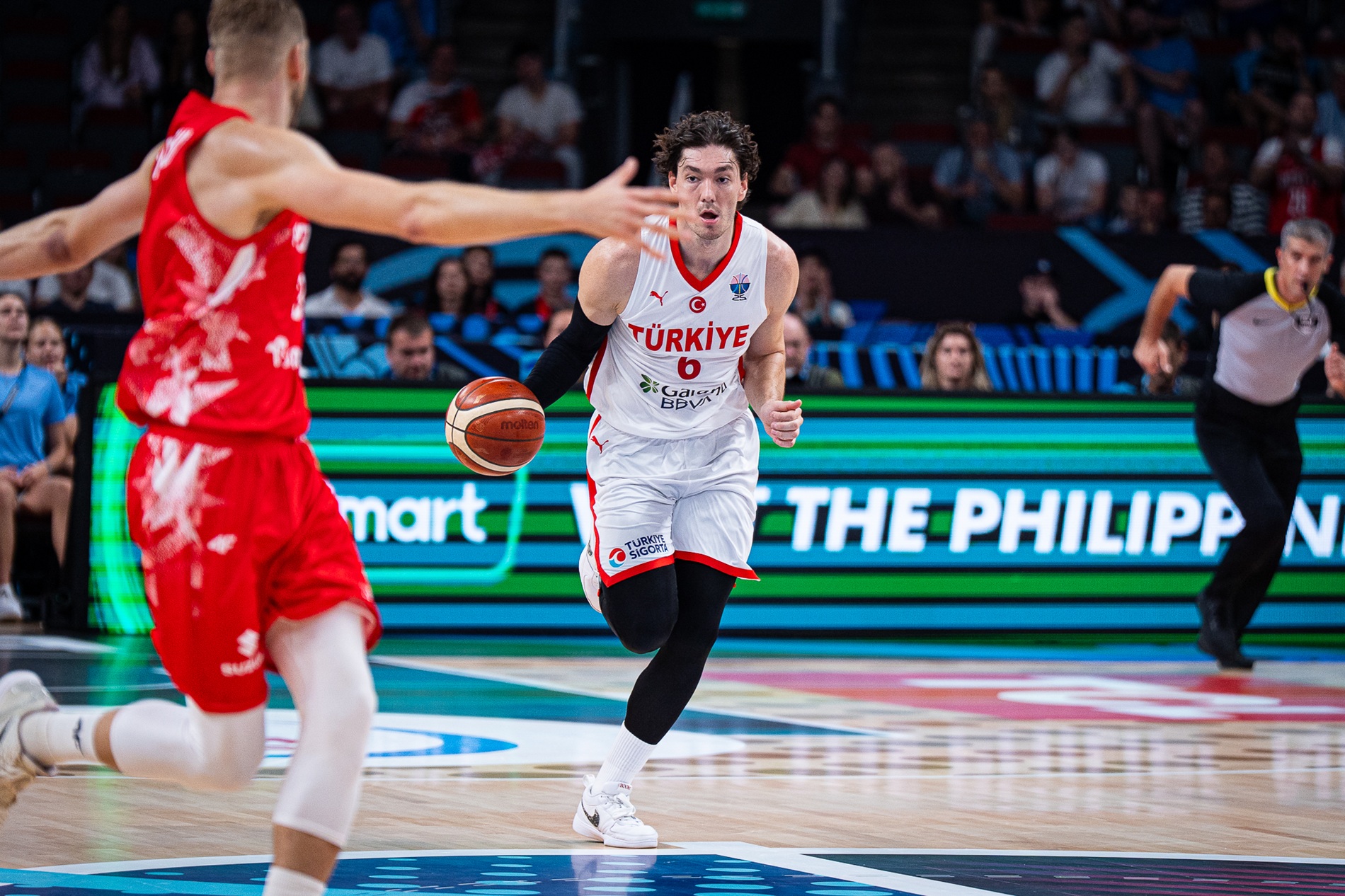 Cedi Osman got injured against Poland