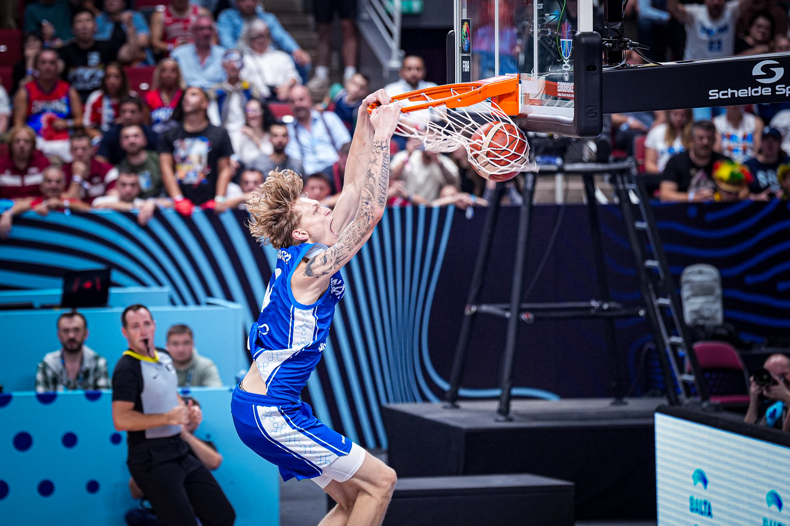 Miikka Muurinen s'est d'abord distingué par ses dunks hyper spectaculaires