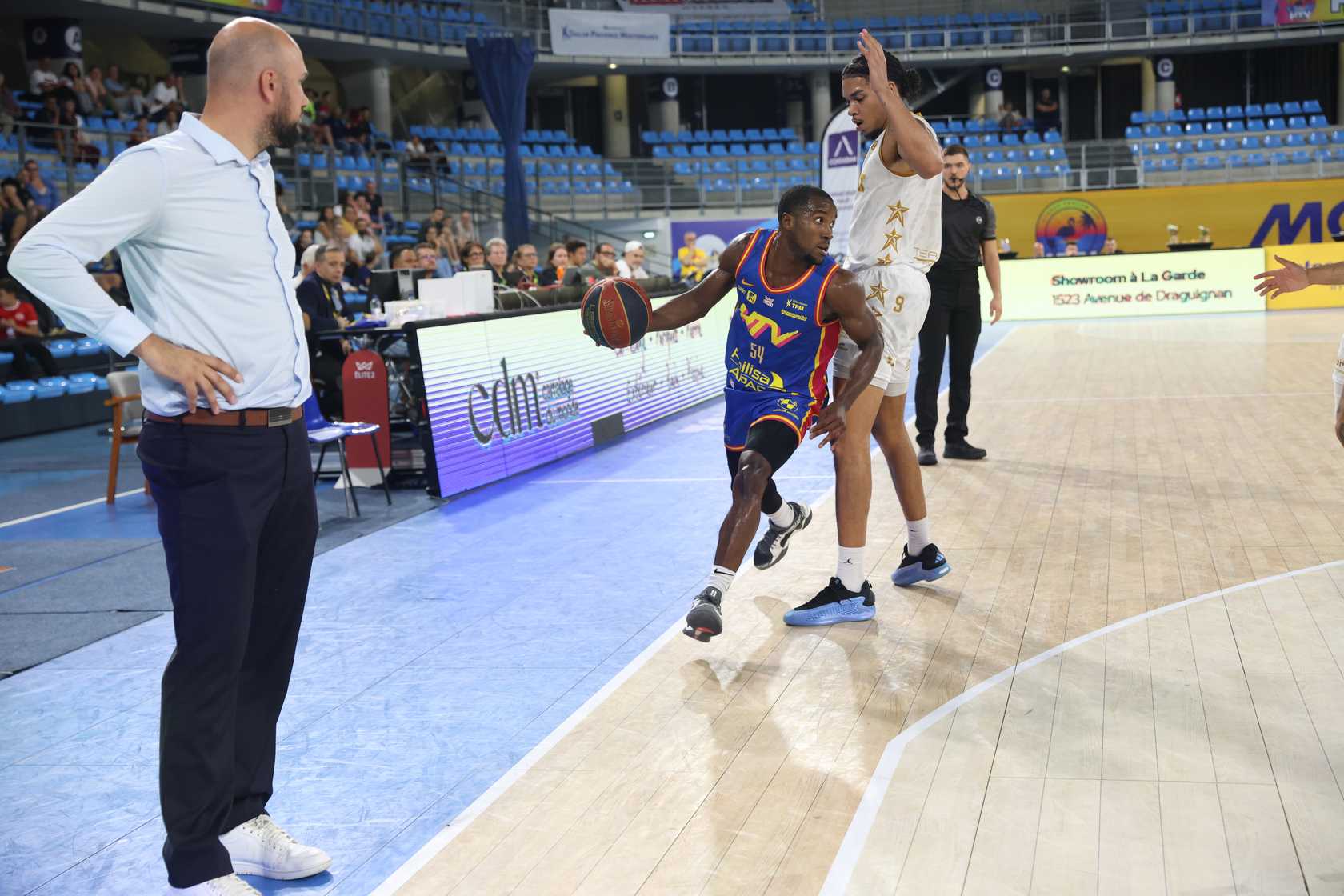 Début de saison compliqué pour l'entraîneur Marc Namura et ses joueurs