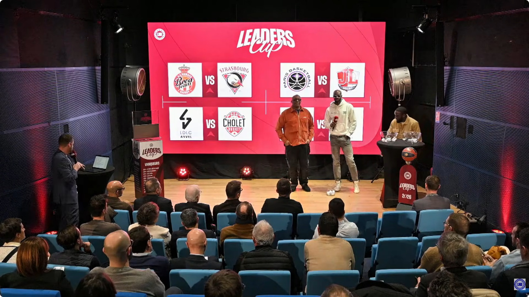 La légende LNB Mamoutou Diarra et son frère, le rappeur Oxmo Puccino, ont procédé au tirage au sort de la Leaders Cup 2026 ce jeudi 15 janvier