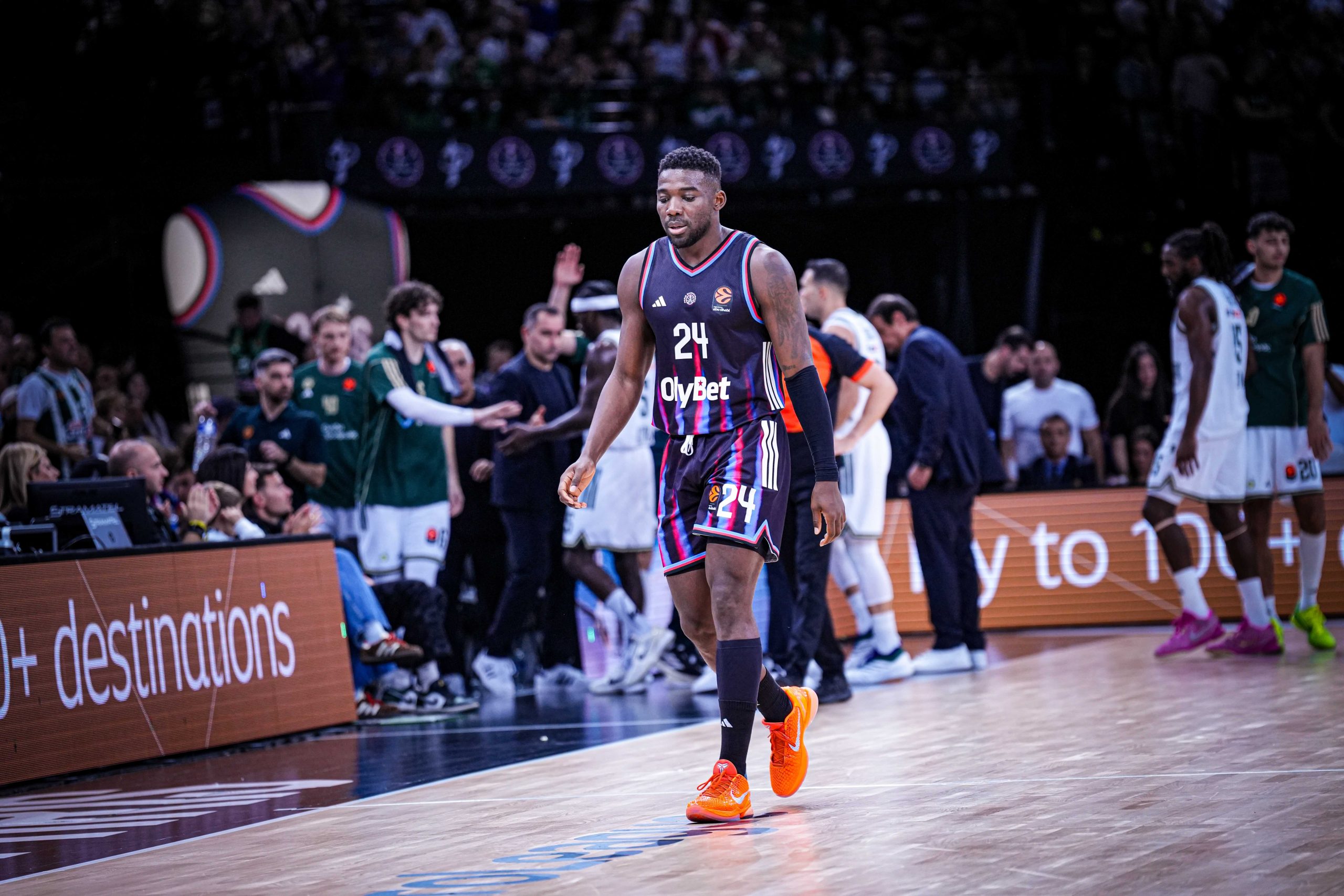 Avec 13 victoires en 18 matchs de championnat, le Paris Basket siège à la 3e place du classement. Crédit photo : Julie Dumélié.