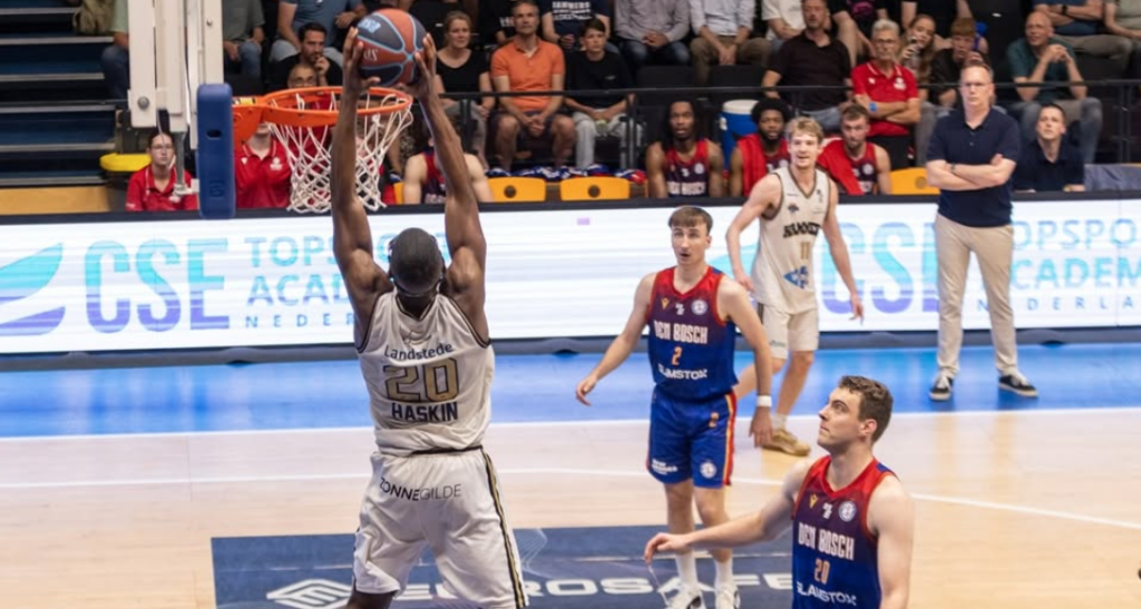 Landsted where dominant on the road in game 1 Photo Credit: landstedehammers